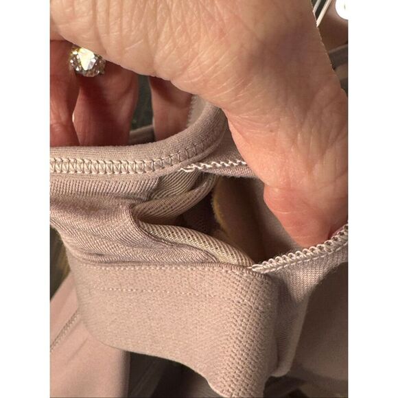 Lululemon Free To Be Tank *Everlux, Smoky Blush, 8, NWOT - Picture 9 of 9